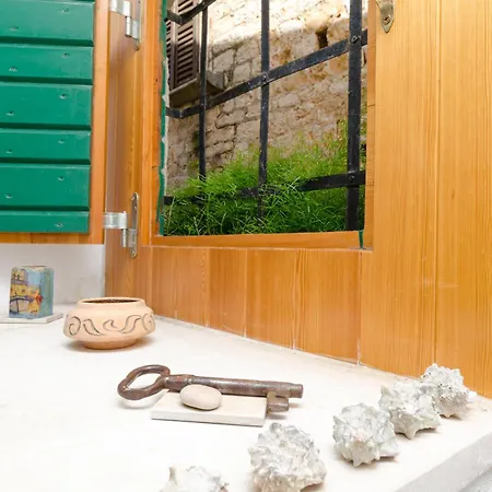 Draga Apartman Vrboska