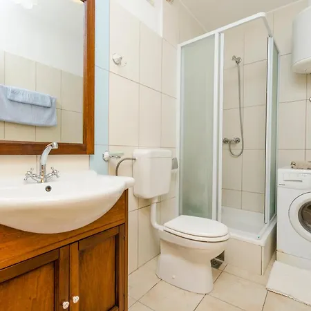 Draga - Traditional & In Center Appartement Vrboska
